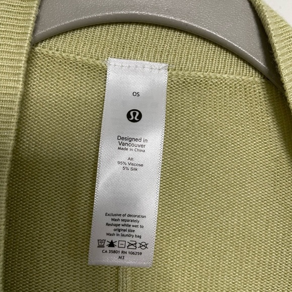 Lululemon Wrap Merino Wool Silk Blend Short Sleeve Wrap Dew Green One Size - Picture 3 of 6